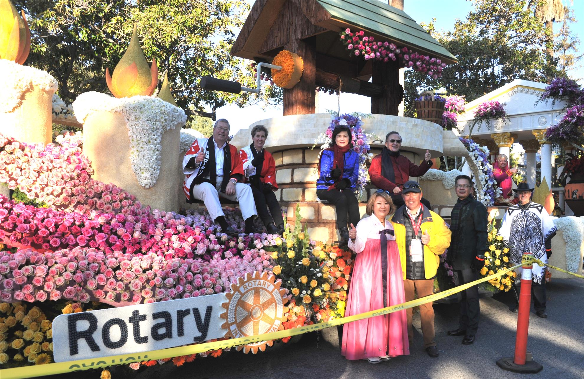 Rotary float 2015 Rose Parade